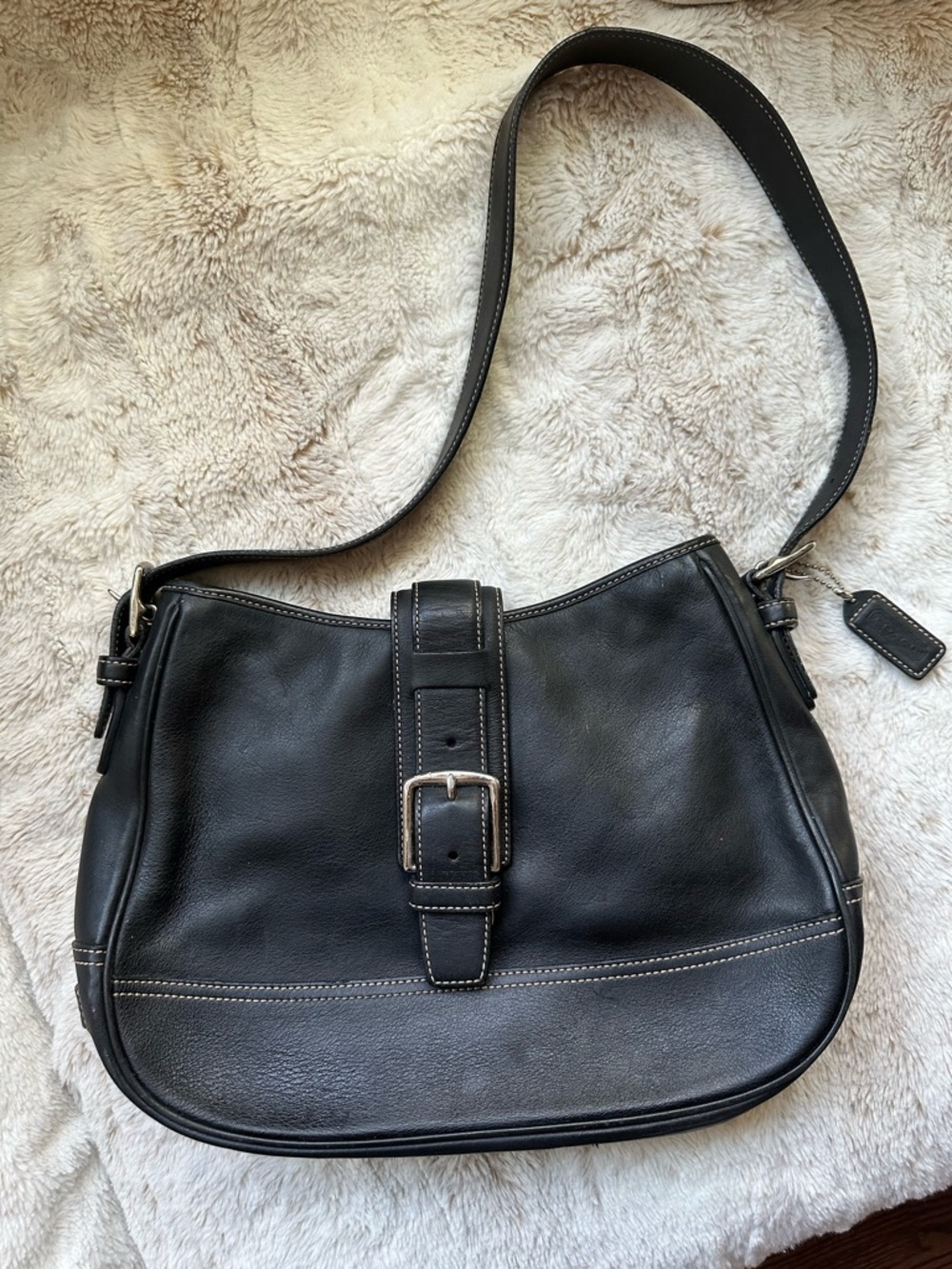 Vintage Coach Hampton SoHo Black Leather Shoulder Bag with Buckle Strap